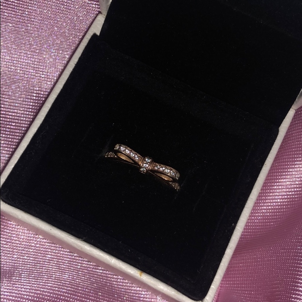 BOW RING